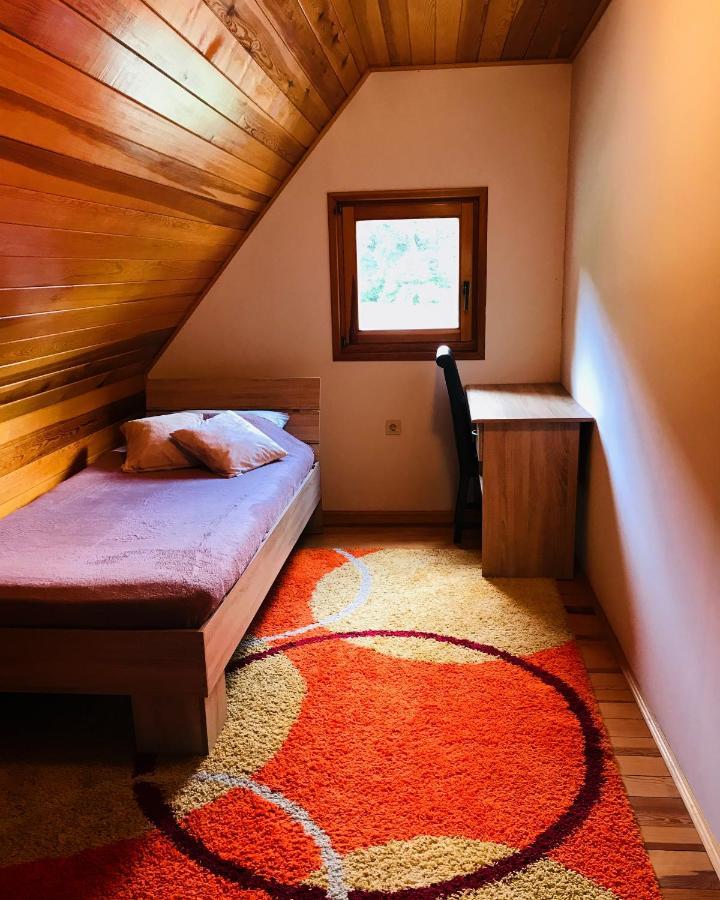 Apartmani D&S 모크라 고라 외부 사진